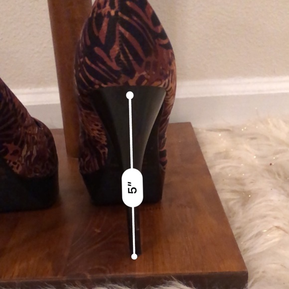 Fabulous Qupid Camel Multianimal Satin Heels - Picture 6 of 8